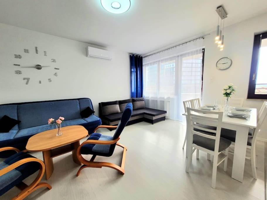 Apartment Sophie 3 Rooms, 2 Bathrooms, 8 Persons Krasków Exterior foto