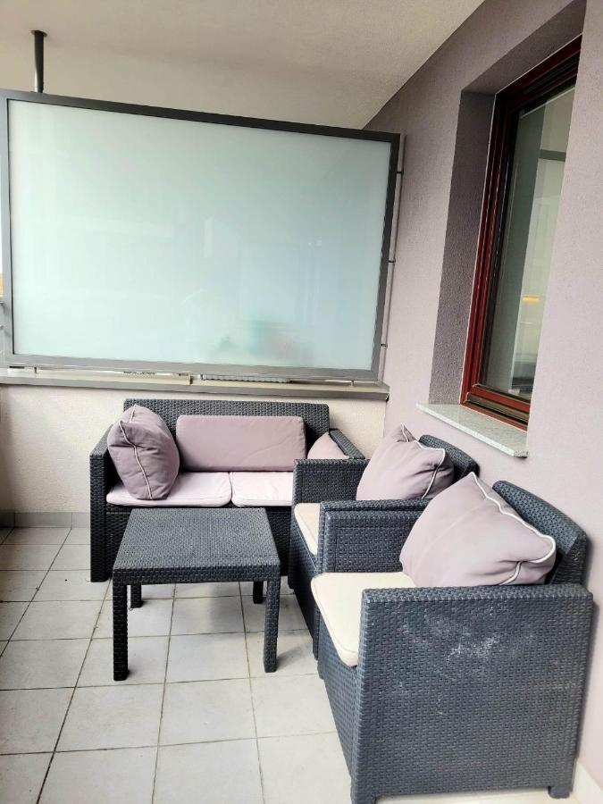 Apartment Sophie 3 Rooms, 2 Bathrooms, 8 Persons Krasków Exterior foto